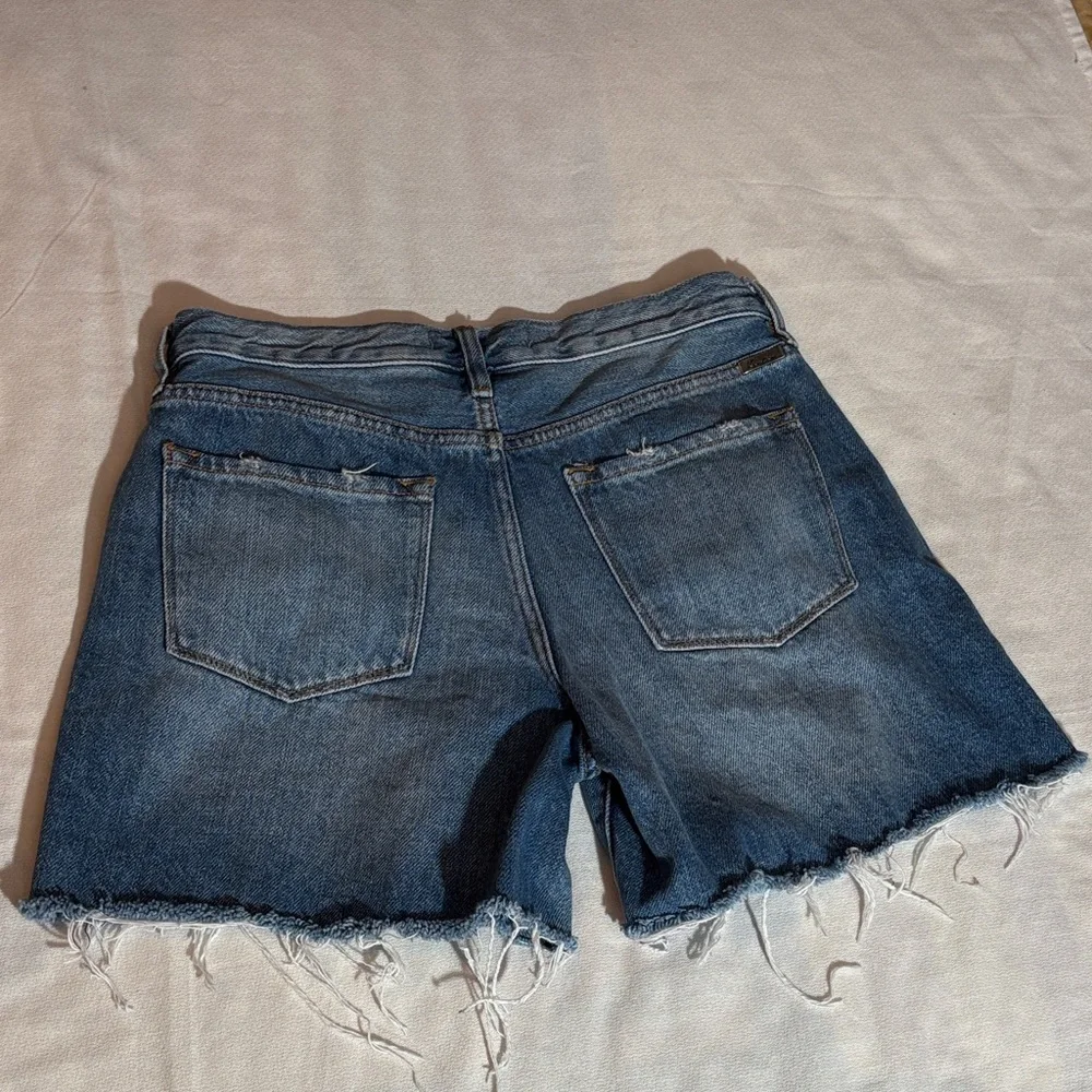 KanCan Blue Distressed Women’s Jean Shorts - Size 9/28